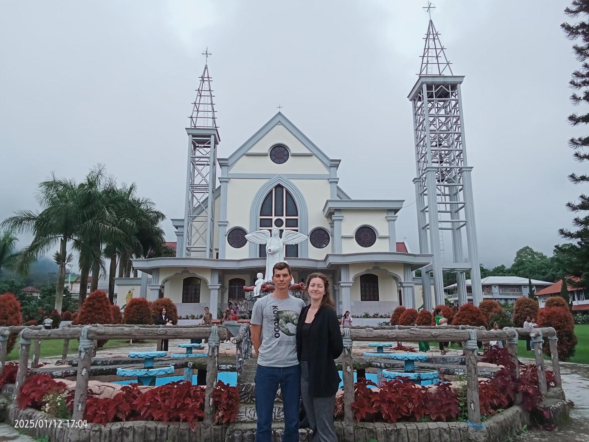 Petra Homestay Bangka Leda Ruteng Exterior photo